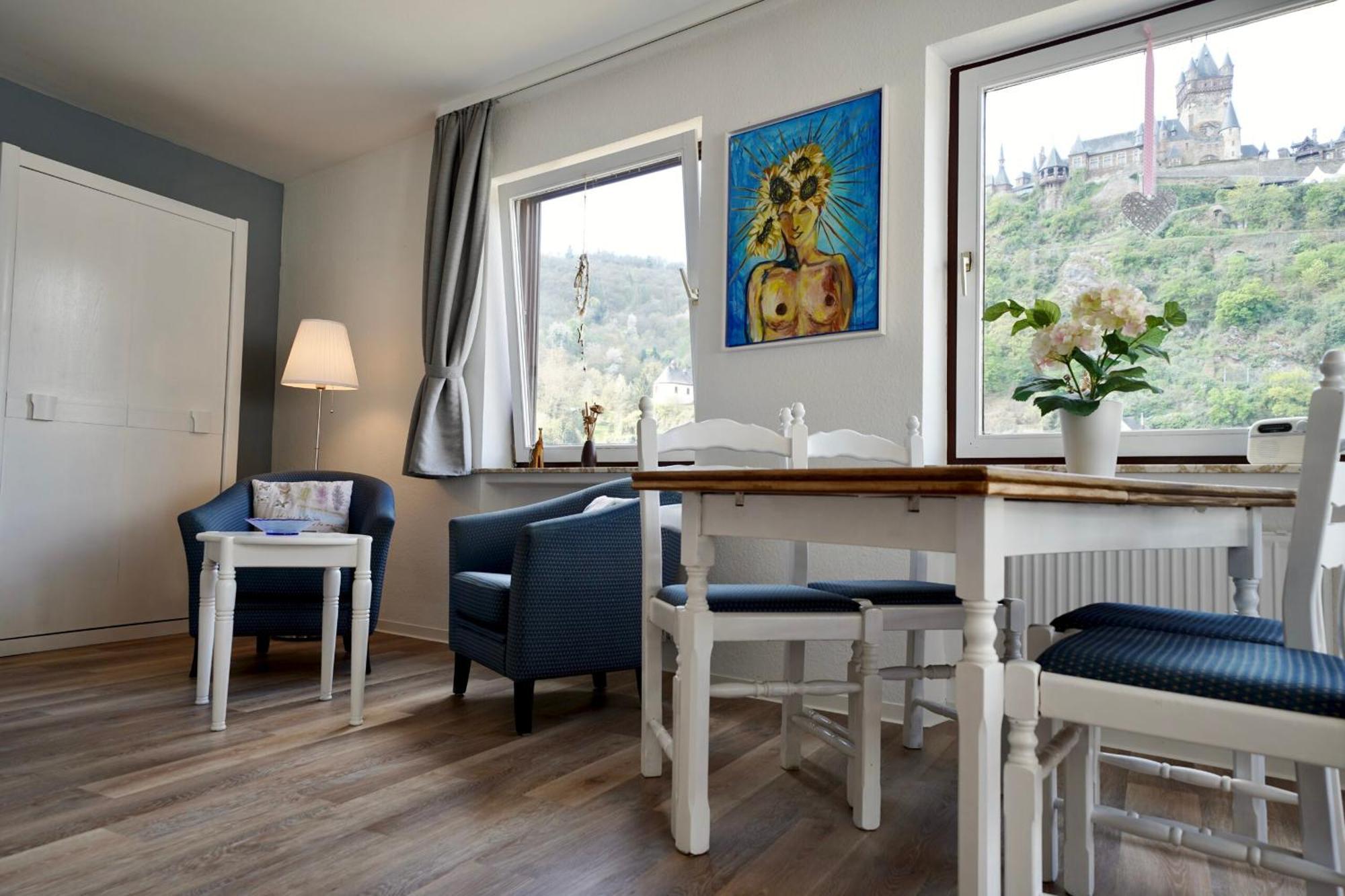 Apartments Haus Daniela Cochem Habitación foto