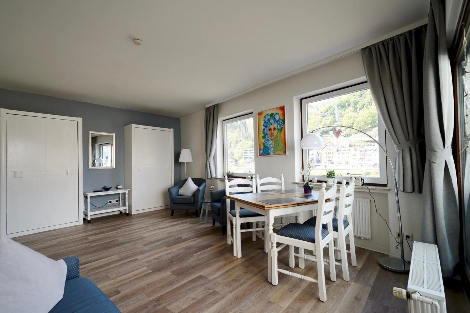 Apartments Haus Daniela Cochem Exterior foto