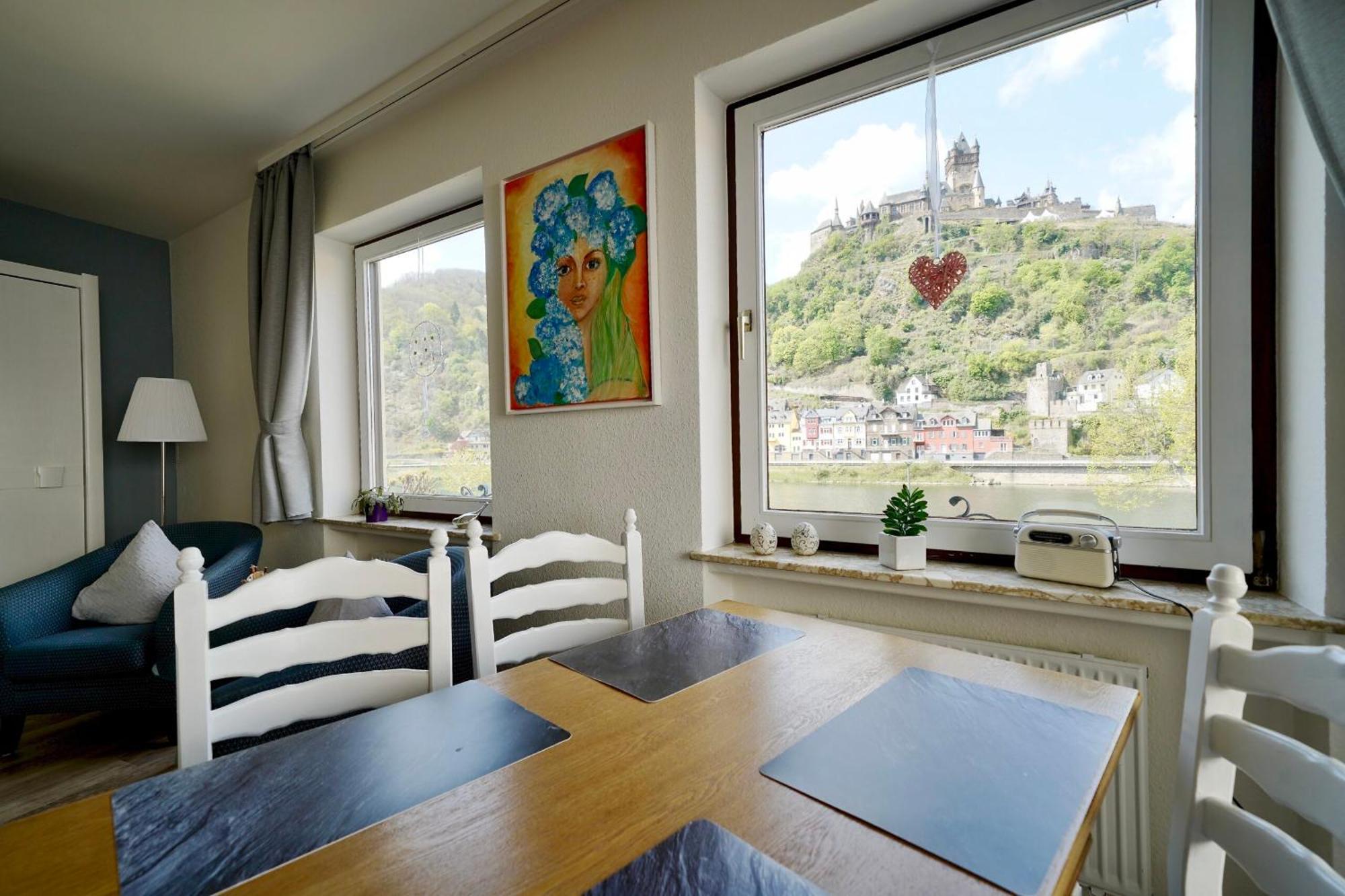 Apartments Haus Daniela Cochem Habitación foto
